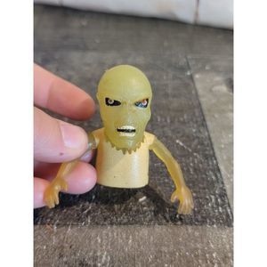 ACC glow dark finger puppet zombie guy toy figure